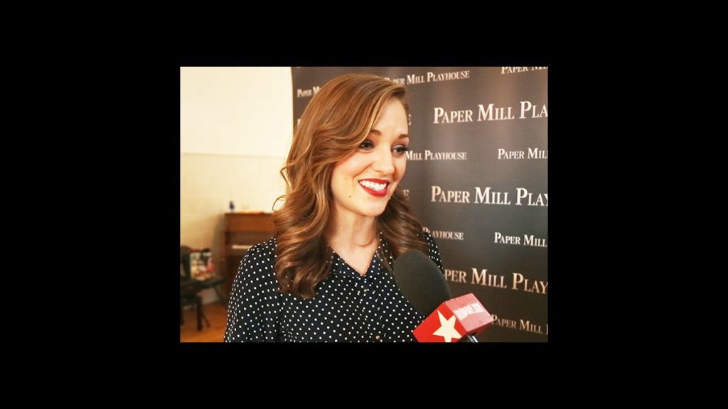 VS - Bandstand - wide - Laura Osnes - 9/15