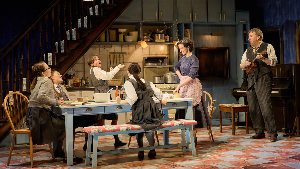 Show photo - The Hills of California at the Harold Pinter Theatre - Laura Donnelly (center) and(L-R) Nicola Turner